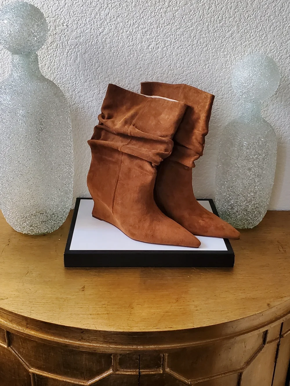 NWT Women's Ruched Suede Wedge Boot in Tan Size 10 *Never Worn*